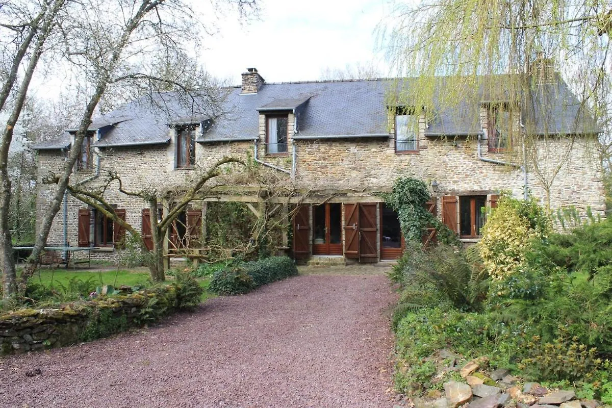 Le Clos De Penguily Broceliande 16 Couchages Spa Mauron Francia