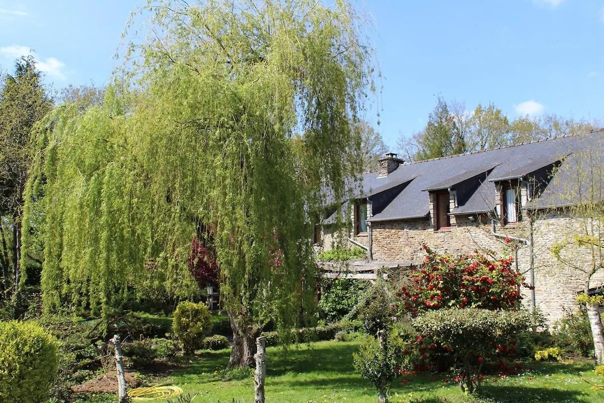 Le Clos De Penguily Broceliande 16 Couchages Spa Mauron 0*,  Francia